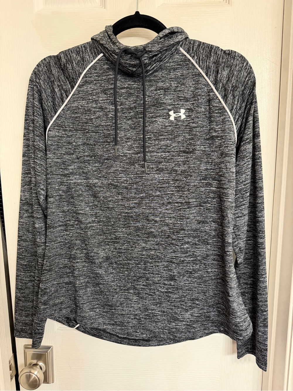 Under Armour Black & Gray Heather Pullover Hoodie